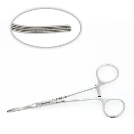 Ring handle with curved tips and a channel